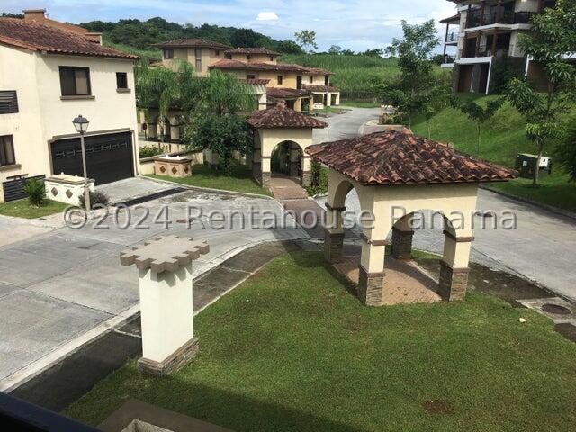 Amazing House - Exclusiva Casa en el Embassy Club